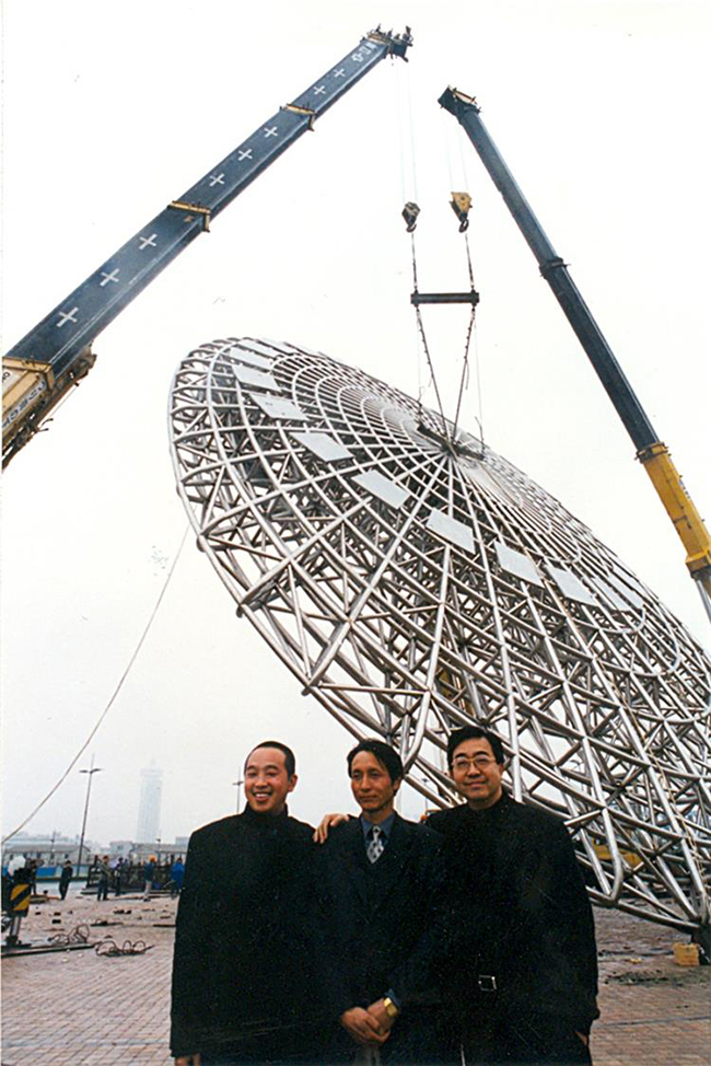 與陳逸飛.jpg
